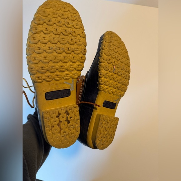 L.L.Bean Women's Bean Boots, 8" Insulated Sz 7 - Picture 6 of 6